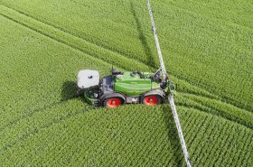 Postřikovače Fendt Rogator nabídnou flexibilní šířku ramen a další inovace