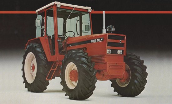 Červenou barvu měly traktory vyráběné v továrně Porsche