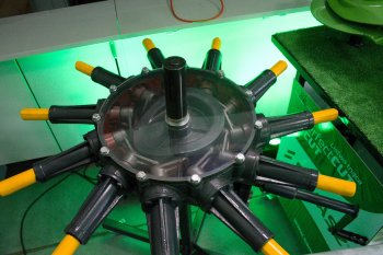 U rotorů používá SaMASZ převodové skříně Starosielski s olejovou náplní a s výměnnými ojnicemi.