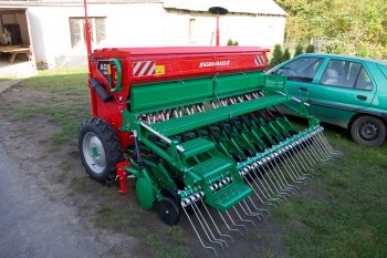 Mechanický secí stroj AGRO-MASZ SR-300