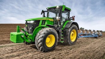  John Deere 7R