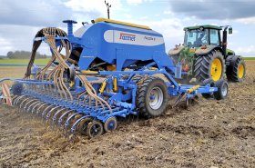 O setí řepky strip-till technologií jsme přesvědčeni