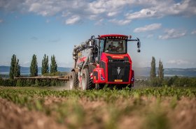 JASNO vykročilo s Holmerem Terra Variant vstříc novým metodám aplikace hnojiv