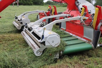 Hmota z pole na řádek urazí velmi krátkou vzdálenost, což eliminuje její kontaminaci 