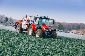 Zbrusu nové traktory Massey Ferguson 5S navazují na novou éru. Nabídnou výkon až 145 koní