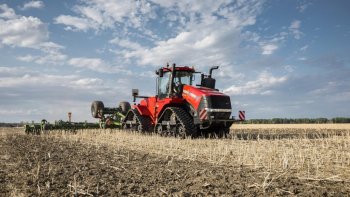 Nejnovější traktor Case IH Quadtrac AFS Connect