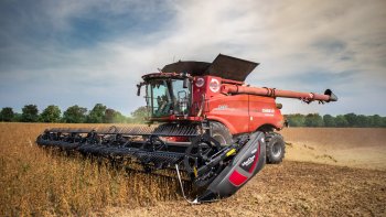 Systém AFS Harvest Command byl letos úspěšně prakticky otestován i největším poskytovatelem zemědělských služeb v ČR s kombajny Axial-Flow, Ing. Lukášem Králem