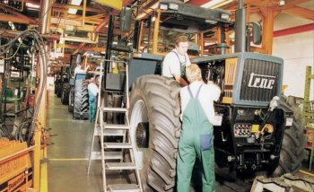 Výroba traktorů Doppstadt-Trac. Zdroj foto - tisková zpráva Doppstadt