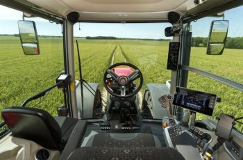 Zákazník si může vybírat z několika balíčků výbav. Zdroj foto - tisková zpráva Massey Ferguson