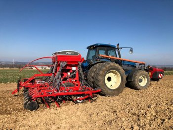 V extrémních podmínkách vyniká radličkový secí stroj ts-drill. Zdroj foto - tisková zpráva Kverneland