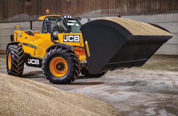 Nový JCB 560-80 AgriXtra s převodovkou DualTech nabízí výkon 150 koní. Zdroj foto - JCB