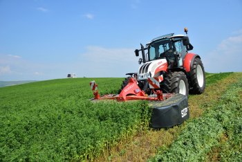 Všechny žací stroje SIP vynikají flexibilitou v zajištění kopírování terénu.