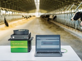  Pomocí technologie John Deere HarvestLab lze přesně změřit obsah živin v kejdě i siláži. Zdroj foto - tisková zpráva John Deere