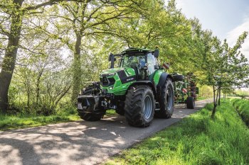  Pro maximální pracovní přesnost je k dispozici nový satelitní přijímač SR20 GNSS RTK. Zdroj foto - tisková zpráva Deutz-Fahr