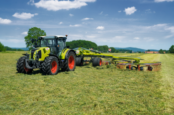 Všechny čtyři rotory shrnovače Claas Liner jsou standardně vybaveny podvozkem se čtyřmi kopírovacími koly.