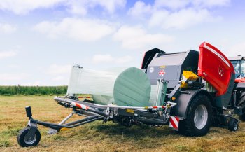 Massey Ferguson nyní nabízí další možnost balení do fólie u kombinace lisu a baličky MF RB F Protec.