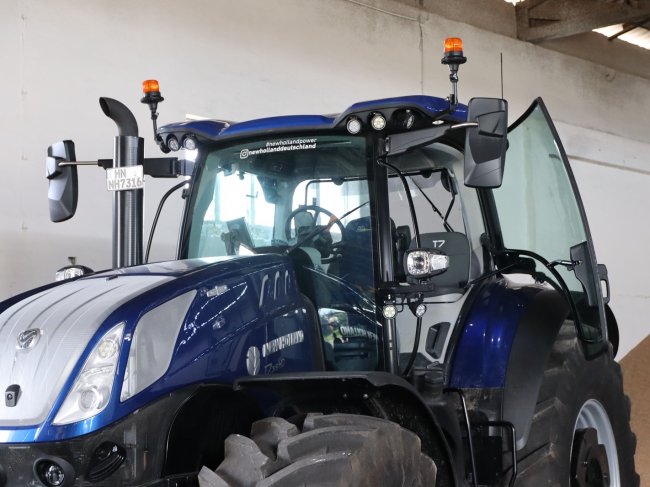 Nejdůležitější změnou traktoru NEw Holland T7 HD je nová mechanicky odpružená kabina Horizon Ultra, která je v souladu s automobilovým standardem.