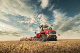 Case IH Quadtrac AFS Connect boduje se svou maximální konektivitou a novým interiérem kabiny