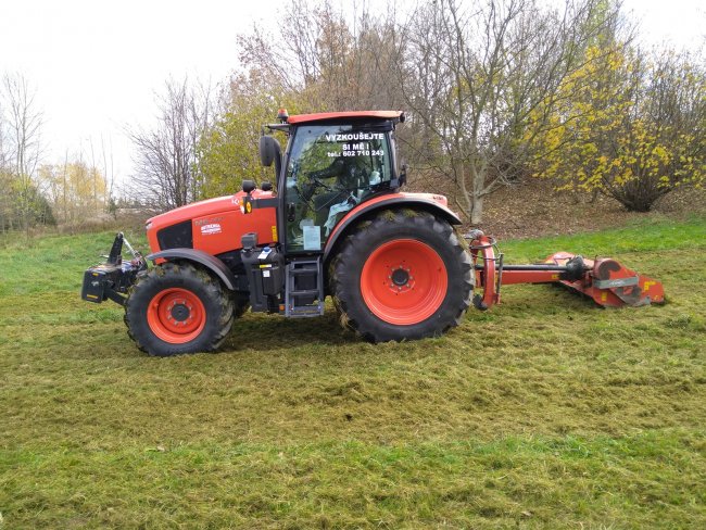 Traktor Kubota M6142 je se svým výkonem 140 koní (s možností navýšení o dalších 20 koní) nejvýkonnějším modelem řady M6002.