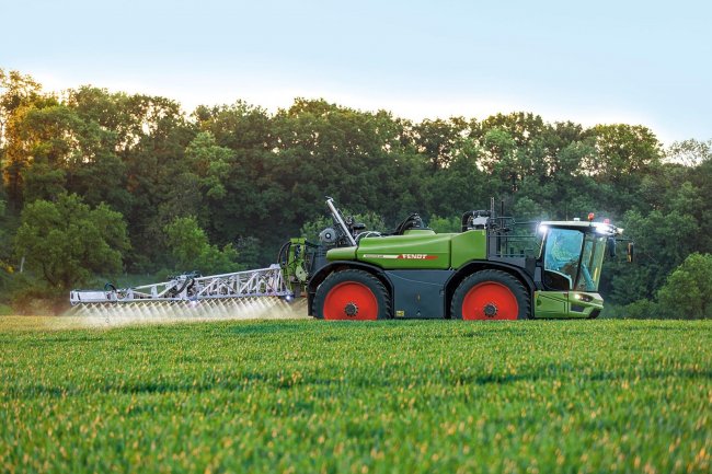 Postřikovače Fendt Rogator si české zemědělce získávají svým originálním konstrukčním řešením.