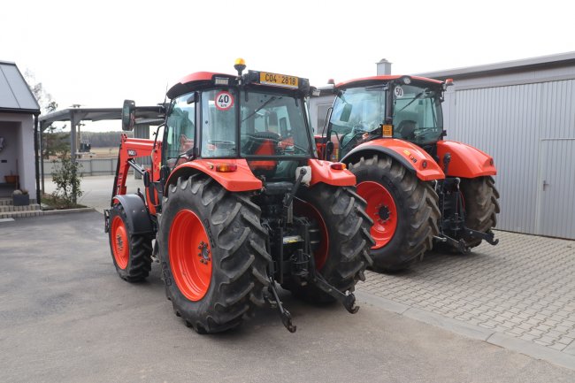 Traktory Kubota M5111 a Kubota M7-133 se osvědčují i při pěstování ovoce a zeleniny u Miklasů.