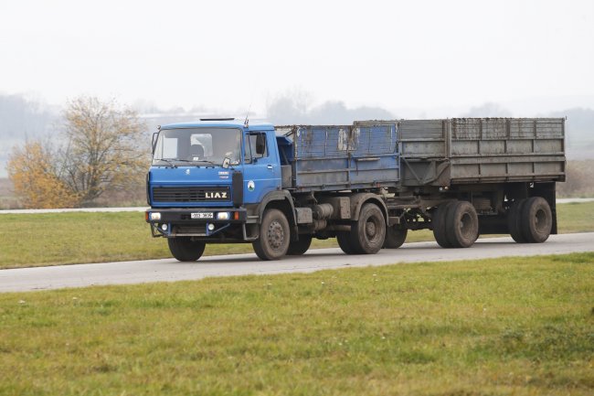 LIAZ 110.051 využívaný v zemědělství.