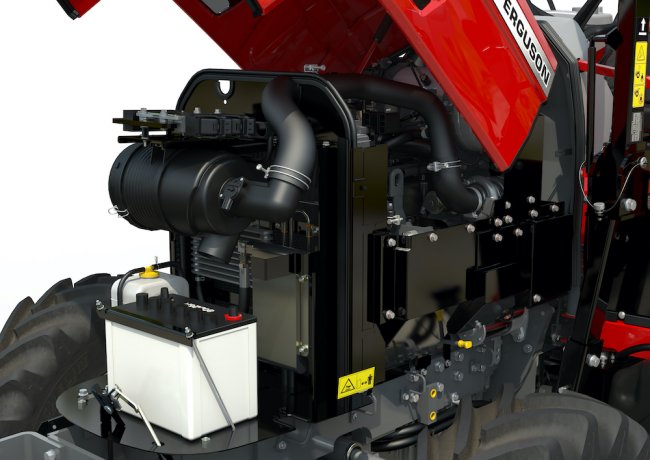 Traktor Massey Ferguson 1755 E je osazen motorem ISEKI.