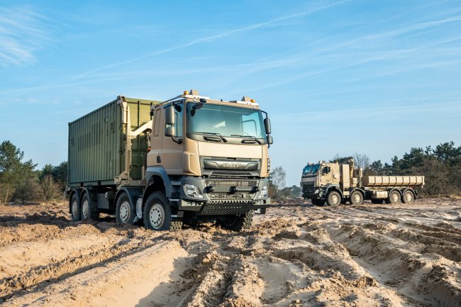 Plněpohoné podvozky Tatra Phoenix 4×4 a Tatra Phoenix 8×8 budou v letech 2022 – 2025 dodávány jako základ vojenských vozů řady CF společnosti DAF pro belgické ozbrojené síly.