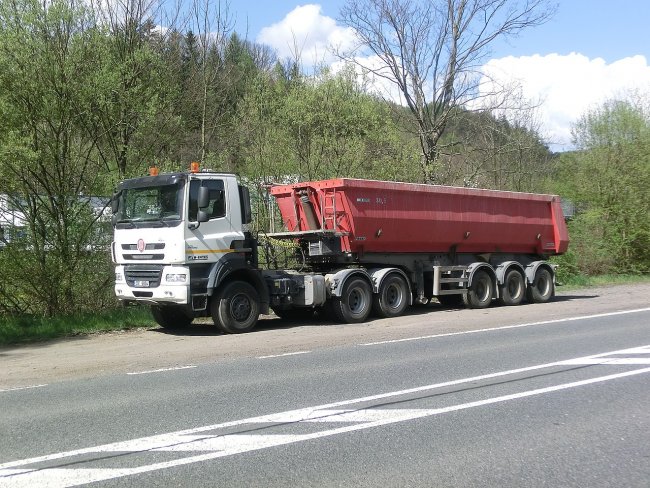 Tahač Tatra 158 Phoenix Euro 5 6×6, foto Jiří Erben.