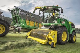 Co je nového u sklízecích řezaček John Deere modelového roku 2023?