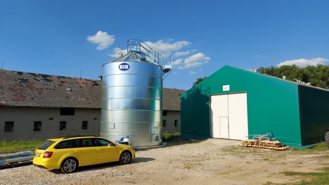 Díky jednoduché konstrukci je možné silo sestavit během pár dní, a to buď svépomocí nebo za pomocí odborníků ze společnosti PAWLICA.