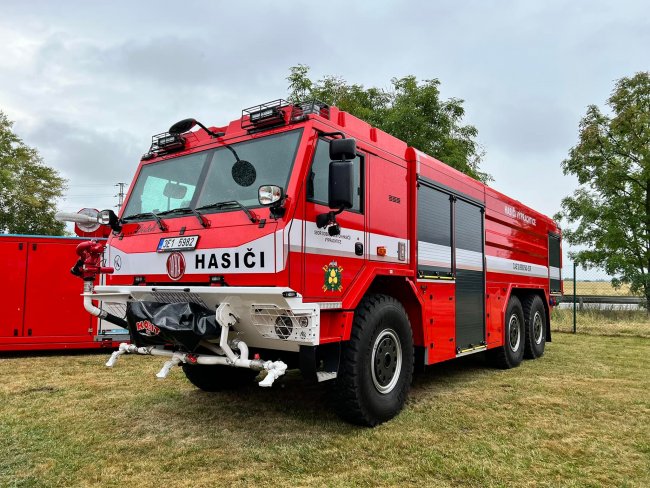 Na Jičínském veletrhu 2022 se představila celá řada speciálů Tatra.