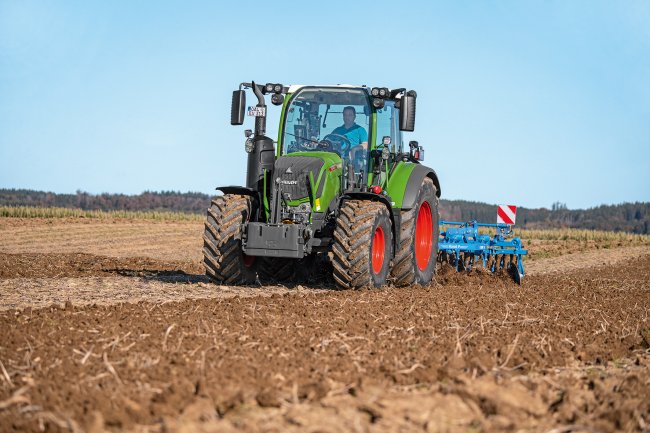 Traktory Fendt 300 Vario pohání čtyřválcový motor AGCO Power.