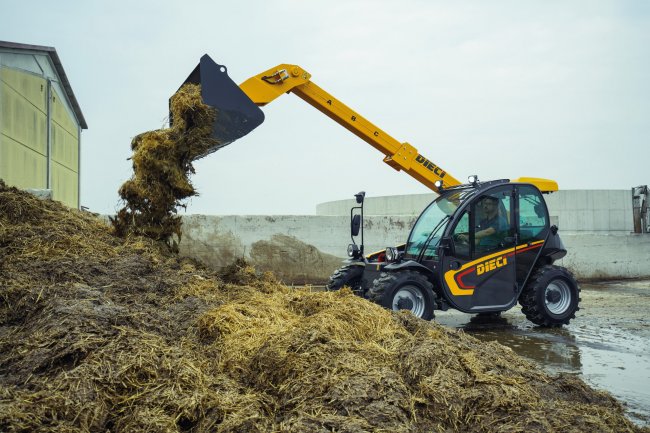 Dieci Mini Agri 20.4 Smart uzvedne 2 tuny do výšky 4,35 metrů.