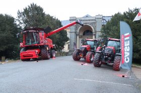 Novinky Case IH představeny na zámku Zbiroh