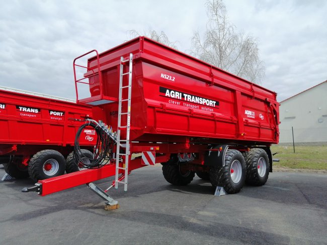 Návěsy AGRI TRANSPORT NS23 jsou zákazníkům nabízeny s maximální variabilitou odpružení podvozků.