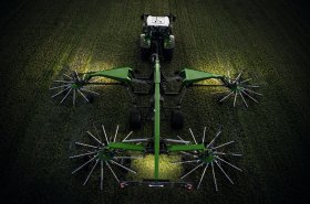 Největší rotorový shrnovač Fendt Former 14055 PRO dostal řadu vylepšení