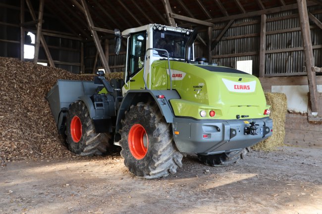 Největším prezentovaným strojem byl CLAAS TORION 1611 P o výkonu 252 koní.