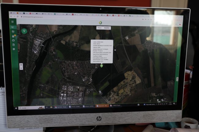 Data ze optického skeneru Augmenta jsou automaticky přenášena na cloudový portál pro usnadnění další správy a analýzy, kde s nimi dále pracuje agronom. Na snímku můžeme vidět polohu soupravy.