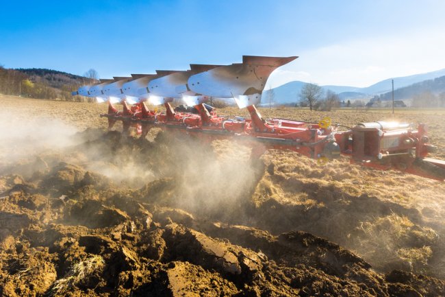 Rám pluhů OPaLL-AGRI ORION II je stejně jako u všech pluhů OPaLL-AGRI tvořen speciální mikrolegovanou ocelí.