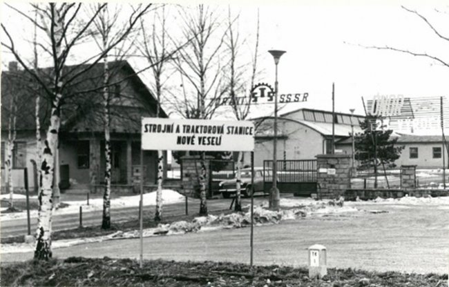 Historie ZDT sahá až do období strojních traktorových stanic.