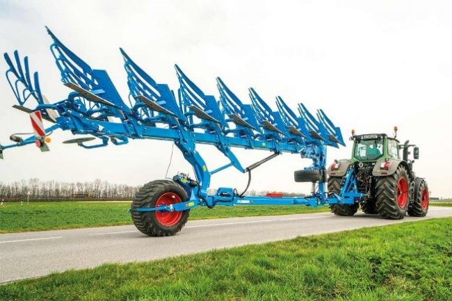 Pluhy bude také reprezentovat Lemken Diamant 16 s různými druhy orebních těles včetně typu DuraMaxx.