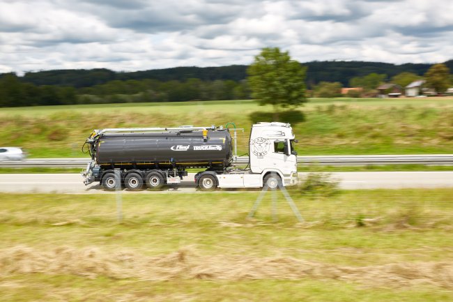 Celkově nabízí Fliegl STF 30.000 Truck Line kombinaci kapacity, výkonu a pohodlí, a je proto vynikající volbou pro přepravu kejdy.