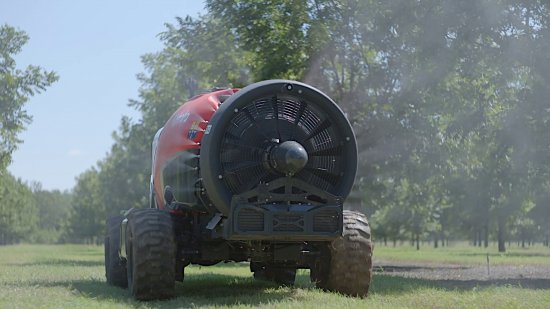 Koncept robota KFAST vyvinutý Kubotou ve spolupráci se společností FEDE