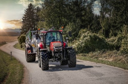 Odpružená kabina zajistí řidiči maximální pohodlí.