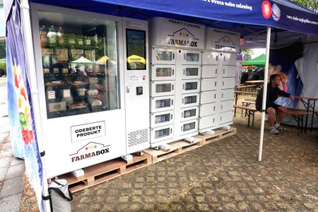 FarmaBox automat na nákup čerstvých potravin přímo od farmářů.