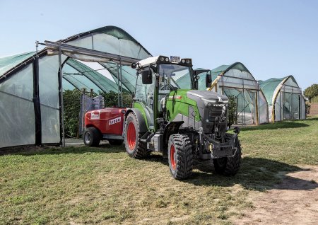 Fendt e107 V Vario je první plně elektrický specializovaný traktor s výkonem přes 60 koní.