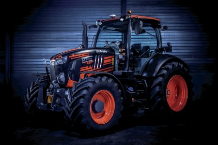 Na oslavu 50 let značky Kubota na evropském trhu vznikla limitovaná edice 50 kusů M7004 Anniversary Edition.