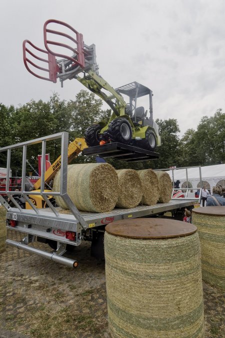 Další novince – kloubovému nakladači Fliegl – věnujeme samostatný článek. Foto: Jiří Hejhálek