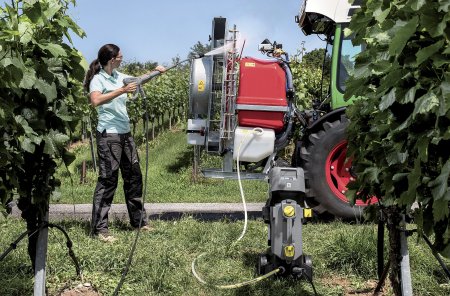 První bateriový profesionální vysokotlaký čistič HD 4/11 C Bp.